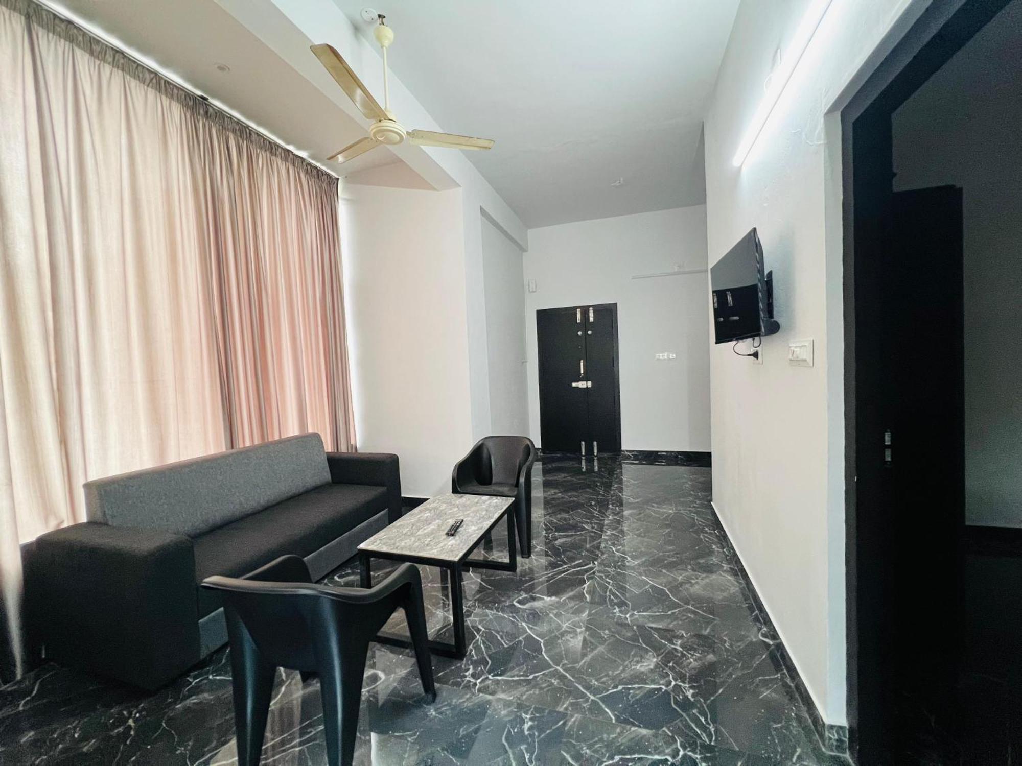 Nest Homes Nilambūr Extérieur photo
