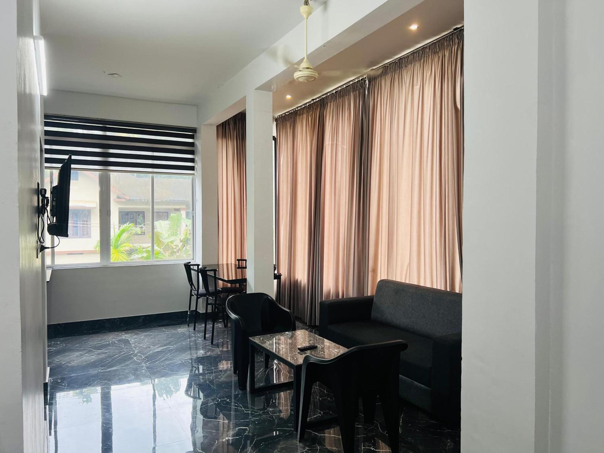 Nest Homes Nilambūr Extérieur photo