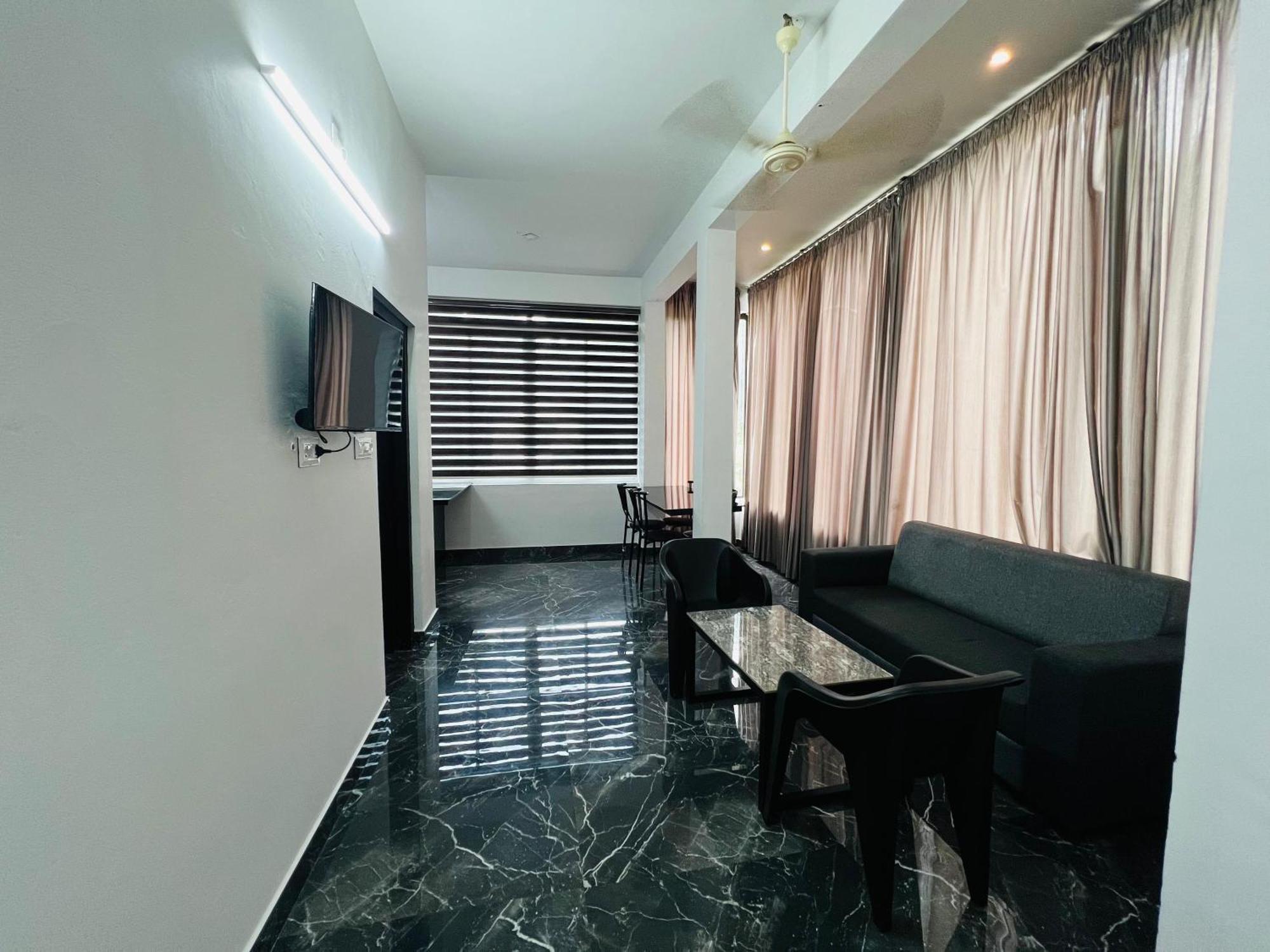 Nest Homes Nilambūr Extérieur photo