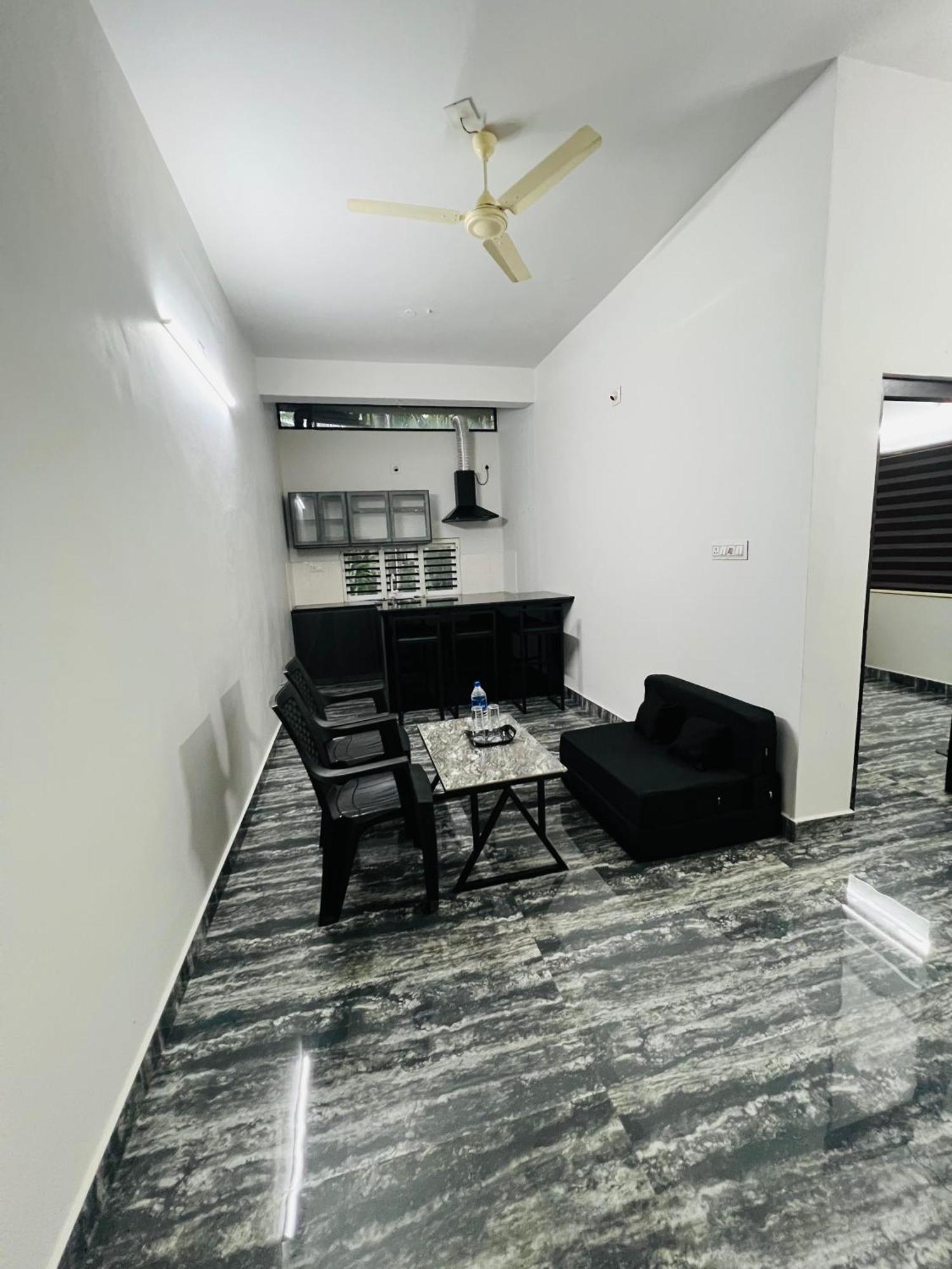 Nest Homes Nilambūr Extérieur photo