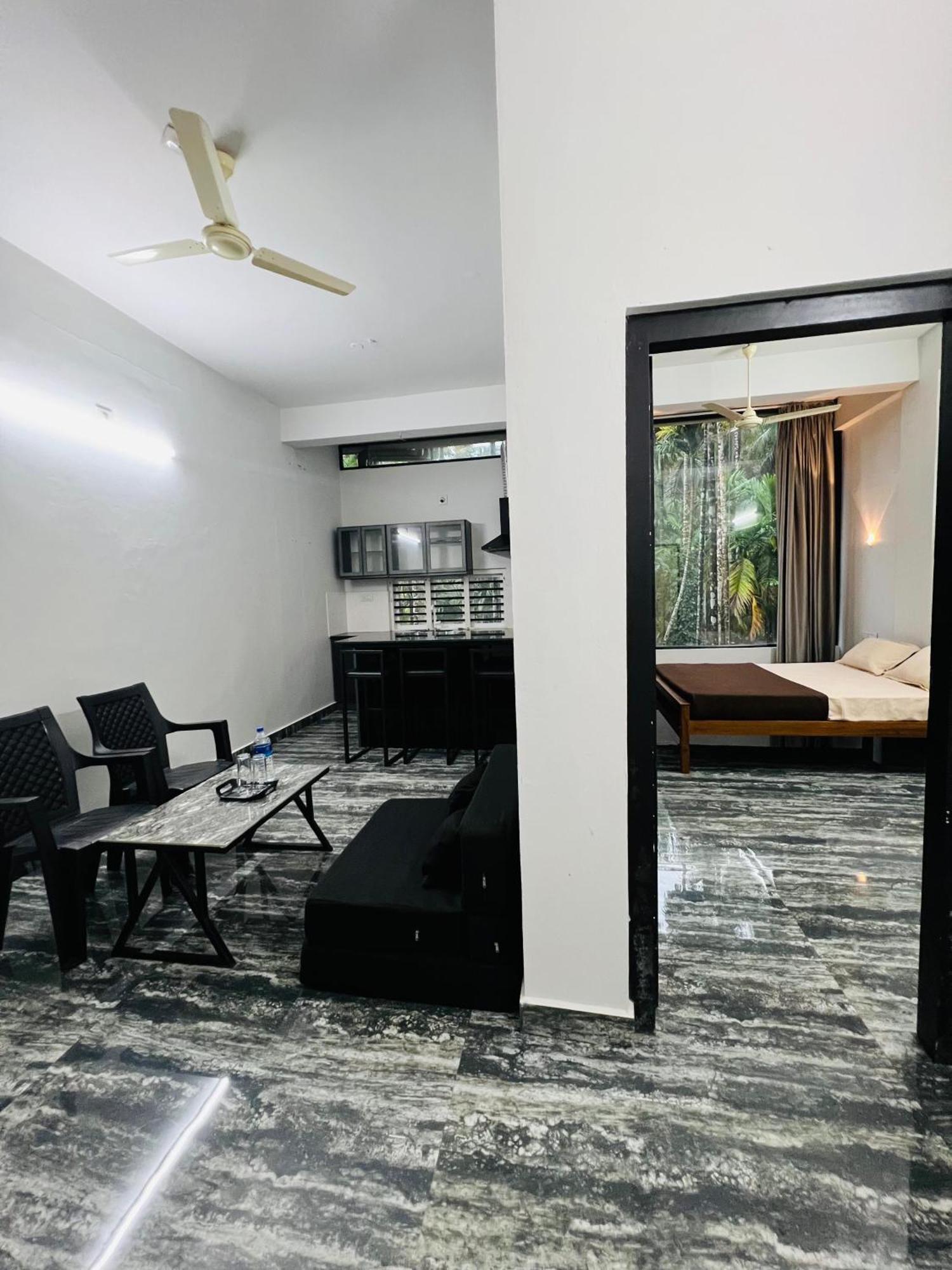 Nest Homes Nilambūr Extérieur photo